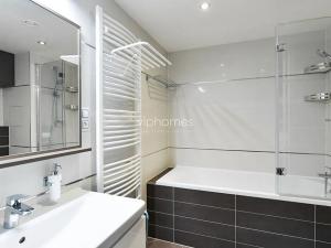 Pronájem bytu 4+1, Praha - Smíchov, Mozartova, 118 m2