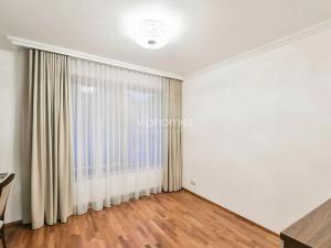 Pronájem bytu 4+1, Praha - Smíchov, Mozartova, 118 m2