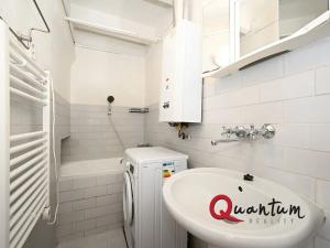 Prodej bytu 1+kk, Praha - Nusle, Boleslavova, 43 m2
