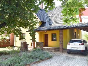 Pronájem rodinného domu, Čelákovice, Na Požárech, 130 m2