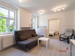 Pronájem bytu 2+kk, Hradec Králové, Dlouhá, 38 m2