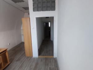 Pronájem kanceláře, Plzeň - Jižní Předměstí, Skrétova