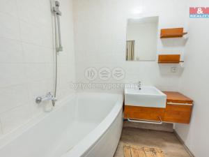Prodej bytu 2+kk, Kralupy nad Vltavou - Lobeček, Krakovská, 40 m2