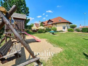 Prodej ubytování, Znojmo, 1530 m2