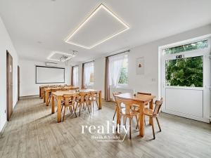 Prodej restaurace, Znojmo, 1530 m2