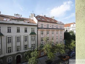 Pronájem bytu 2+kk, Praha - Bubeneč, Jaselská, 67 m2