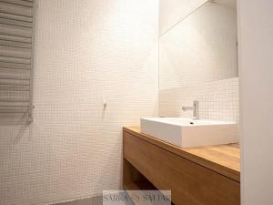Pronájem bytu 2+kk, Praha - Bubeneč, Jaselská, 67 m2