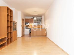 Prodej bytu 2+kk, Praha - Hlubočepy, Voskovcova, 50 m2