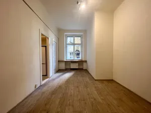 Pronájem bytu 3+kk, Praha - Žižkov, Slavíkova, 68 m2