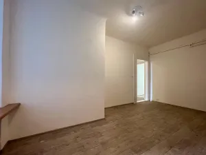 Pronájem bytu 3+kk, Praha - Žižkov, Slavíkova, 68 m2