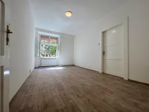 Pronájem bytu 3+kk, Praha - Žižkov, Slavíkova, 68 m2