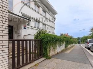 Pronájem bytu 2+1, Praha - Smíchov, U Malvazinky, 82 m2
