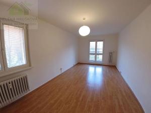 Pronájem bytu 2+1, Ostrava, Svazácká, 58 m2