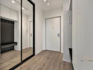 Prodej bytu 2+kk, Praha - Vysočany, Svatošových, 60 m2