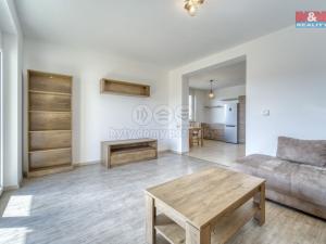 Pronájem bytu 2+1, Klatovy - Klatovy IV, K Čínovu, 74 m2