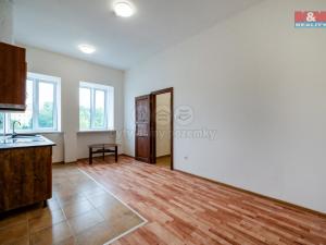 Pronájem bytu 2+kk, Luby, Revoluční, 46 m2