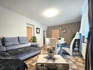 Prodej bytu 3+1, Hostouň, Slepá, 95 m2