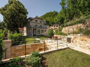 Prodej vily, Praha - Lysolaje, Čábelecká, 850 m2