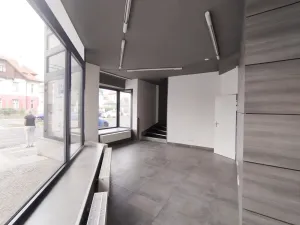 Pronájem obchodního prostoru, Hradec Králové, Střelecká, 185 m2