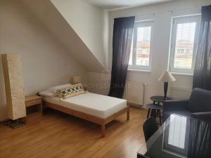 Pronájem bytu 3+1, Praha - Vinohrady, Rejskova, 110 m2