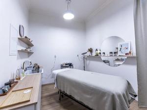 Pronájem obchodního prostoru, Praha - Žižkov, Zvonařova, 50 m2