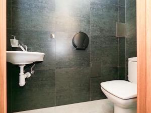 Pronájem bytu 3+1, Praha - Smíchov, V lesíčku, 110 m2