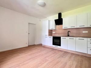 Pronájem bytu 2+kk, Ostrava, Hany Kvapilové, 45 m2