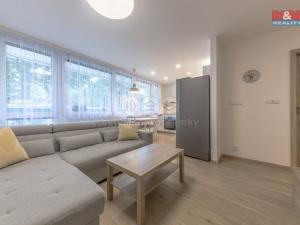 Prodej bytu 3+kk, Praha - Prosek, Veltruská, 54 m2