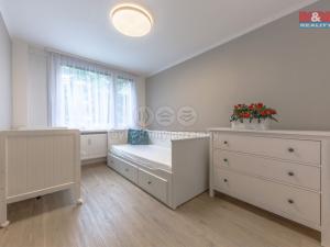Prodej bytu 3+kk, Praha - Prosek, Veltruská, 54 m2