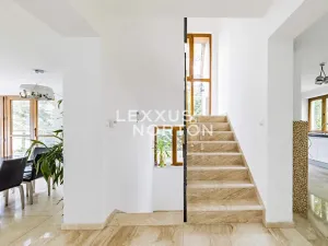 Pronájem vily, Choteč, 250 m2