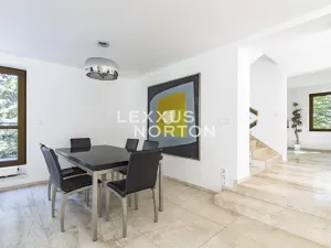 Pronájem vily, Choteč, 250 m2