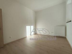Pronájem atypického bytu, České Budějovice, Fráni Šrámka, 65 m2