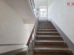 Pronájem bytu 4+1, Cheb, Májová, 117 m2