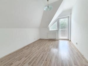 Pronájem rodinného domu, Praha, 200 m2