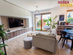 Prodej bytu 3+kk, Holubice, 74 m2