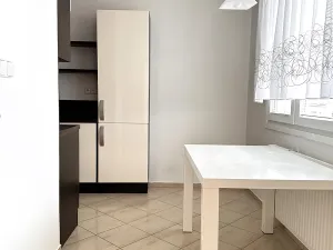 Prodej bytu 3+1, Plzeň, Hrádecká, 64 m2