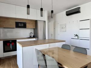 Pronájem bytu 2+kk, Zlín, Lorencova, 58 m2
