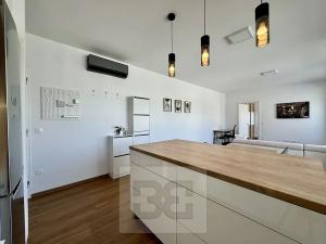 Pronájem bytu 2+kk, Zlín, Lorencova, 58 m2