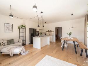Pronájem rodinného domu, Praha - Vinoř, Lipoltická, 106 m2