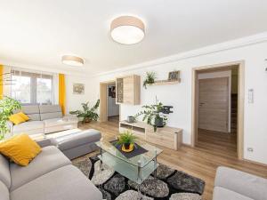 Prodej rodinného domu, Praha - Suchdol, Osvobození, 314 m2