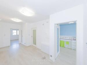 Prodej rodinného domu, Praha - Suchdol, Osvobození, 314 m2