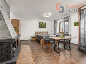 Prodej rodinného domu, Velké Bílovice, nám. Osvoboditelů, 350 m2