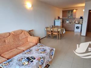 Prodej bytu 2+kk, Nesebar, Bulharsko, 79 m2