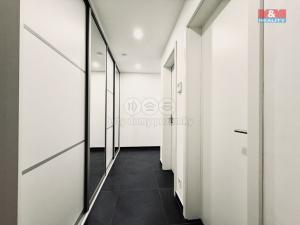 Pronájem bytu 2+kk, Praha, Štěchovická, 56 m2