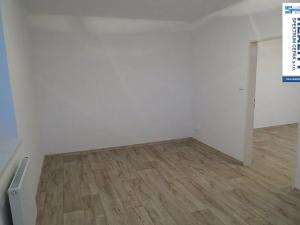 Pronájem bytu 2+kk, Kamenný Újezd, 5. května, 42 m2