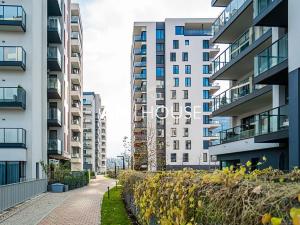 Pronájem bytu 2+kk, Praha - Holešovice, Sanderova, 52 m2
