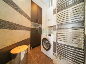 Pronájem bytu 2+kk, Praha - Nusle, U Slovanské pojišťovny, 47 m2