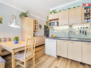 Prodej bytu 3+1, Jablonec nad Nisou - Rýnovice, Na Úbočí, 74 m2