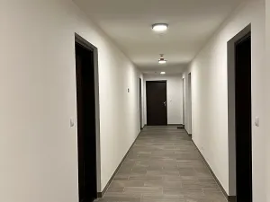 Pronájem bytu 2+kk, Praha - Třebonice, Do zahrádek I, 67 m2