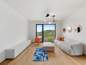 Pronájem bytu 2+kk, Praha - Modřany, Československého exilu, 58 m2